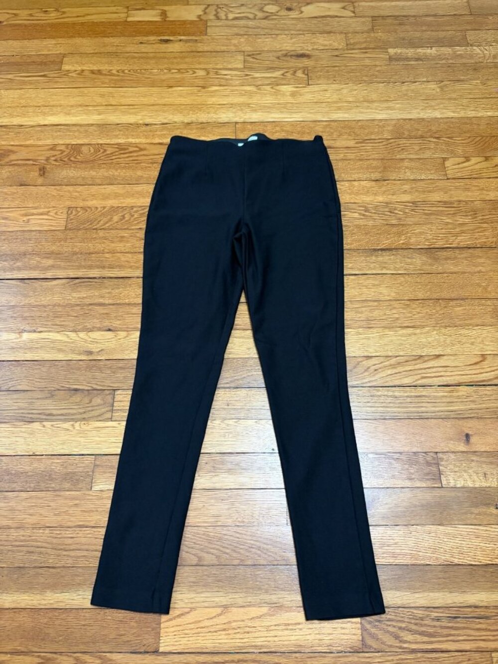 Calvin Klein Women’s Dress Pants Size 6 Black Skinny Fit Pull On Stretch Knit